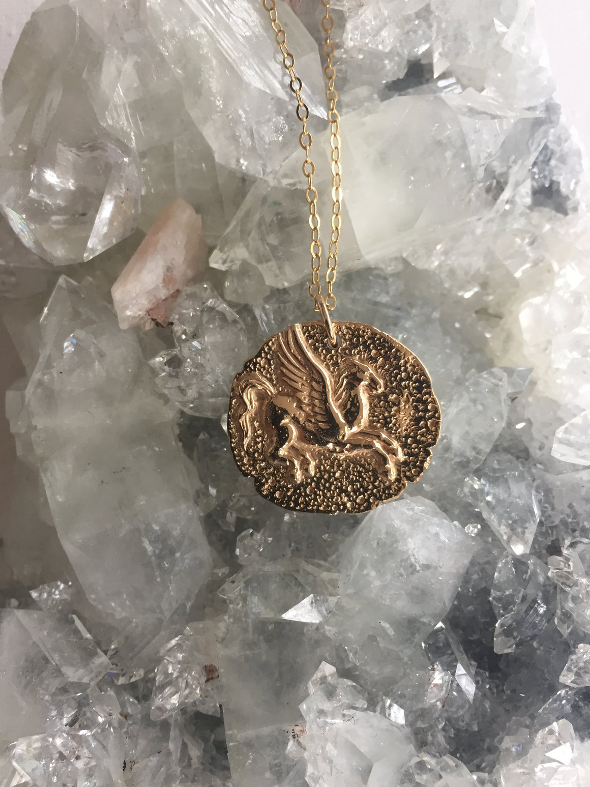 Aura Metallica Pegasus Pendant