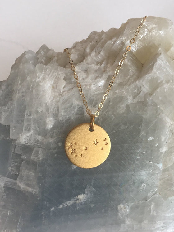 Aura Metallica Constellation Necklace - Scorpio